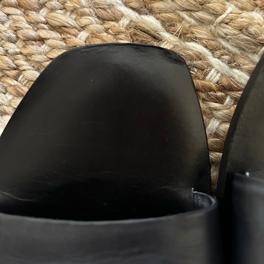 Black Vintage Foundry Co. Sandals - Size 9 - Picture 2 of 4